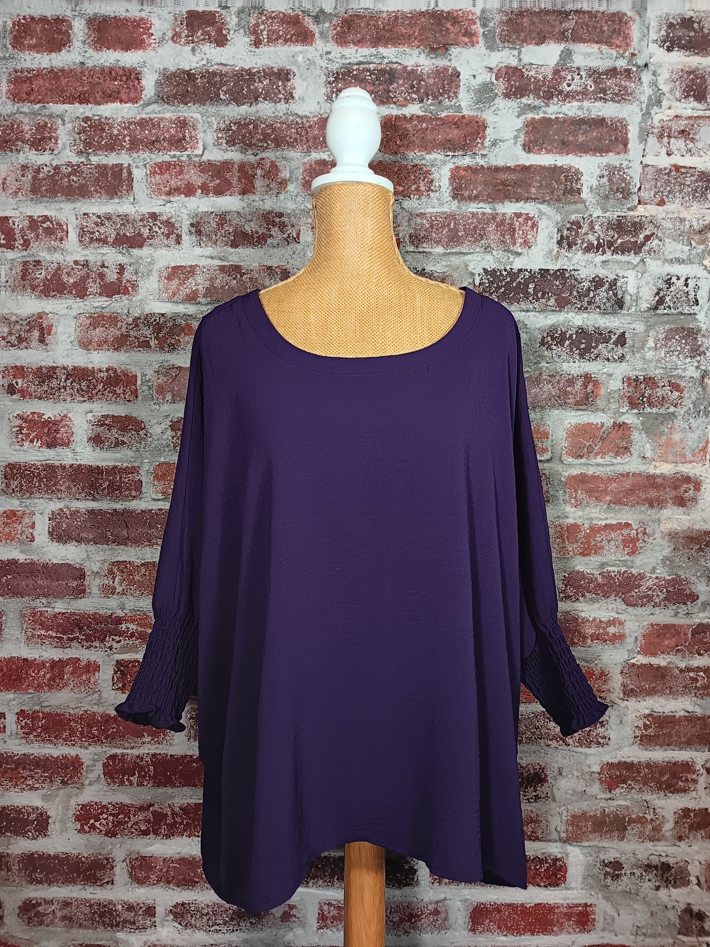 Blackberry 3/4 Sleeve Round Neck Top