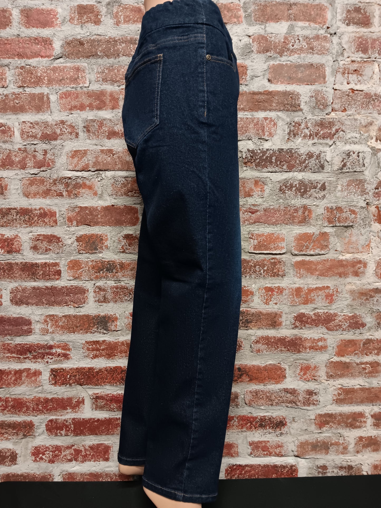 Dark Indigo Ankle Pants w/Real Pockets (Plus-Sized)