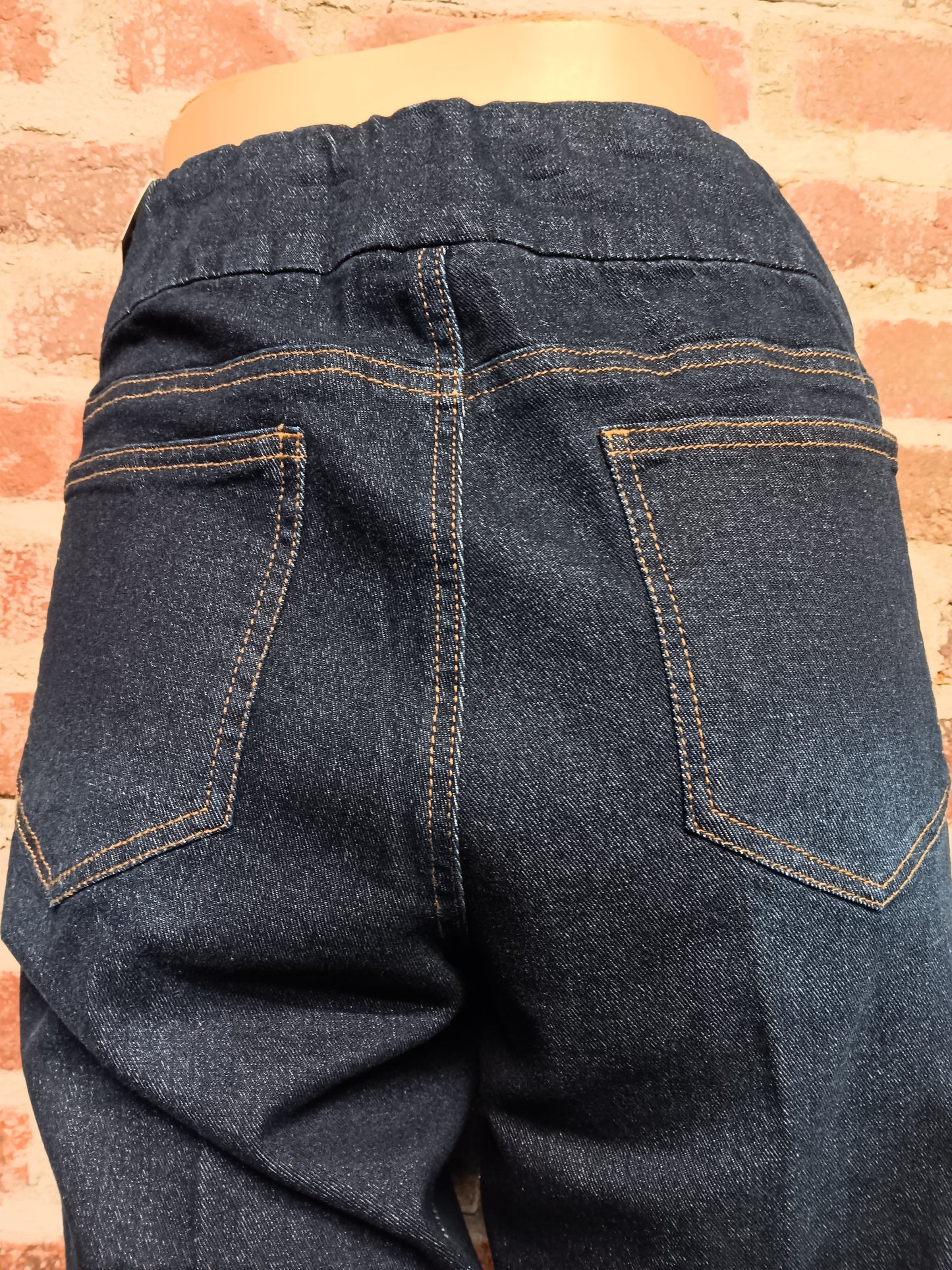 Dark Indigo Ankle Pants w/Real Pockets (Plus-Sized)