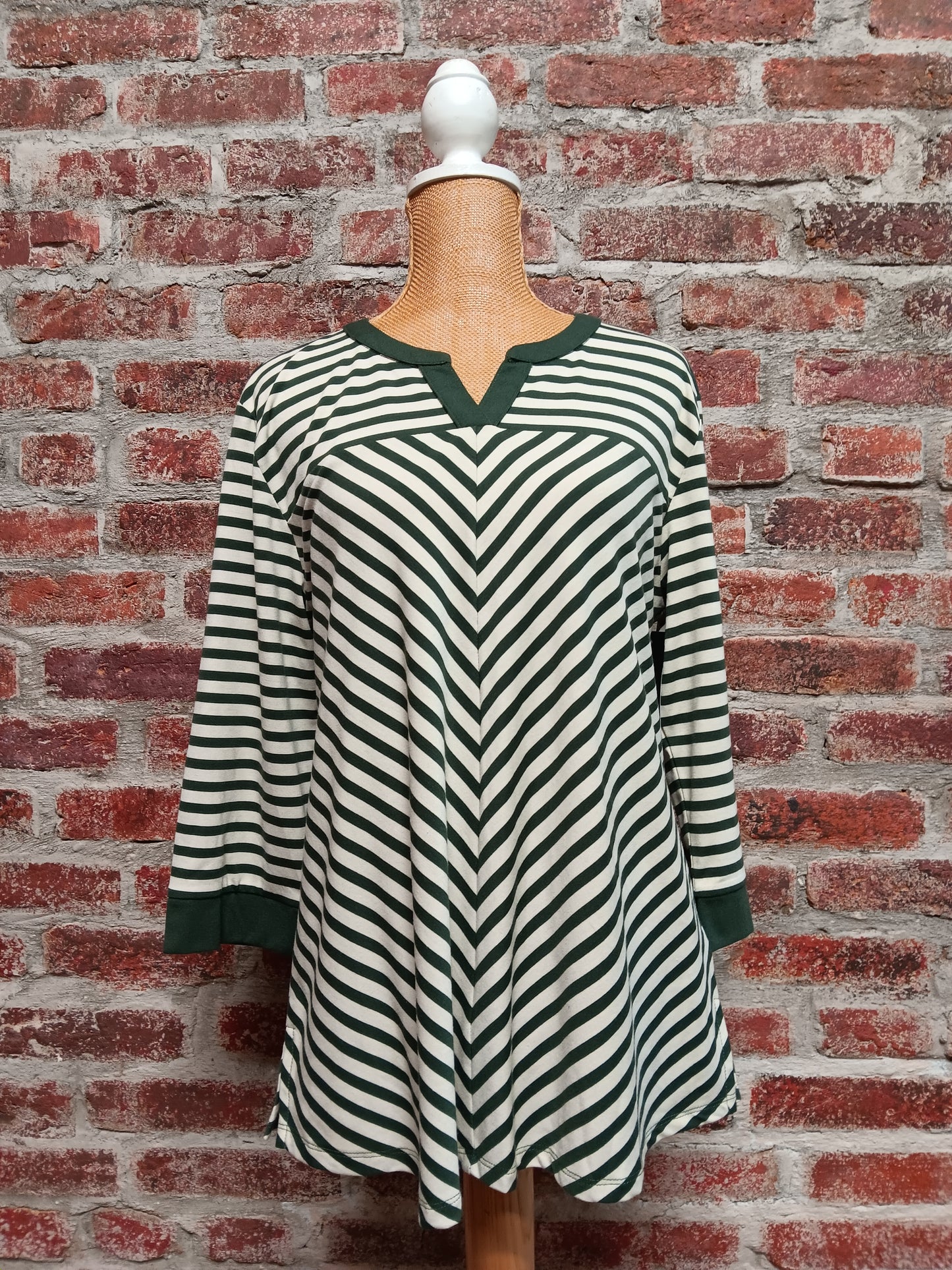 Ivory and Green Striped 3/4 Sleeve Top