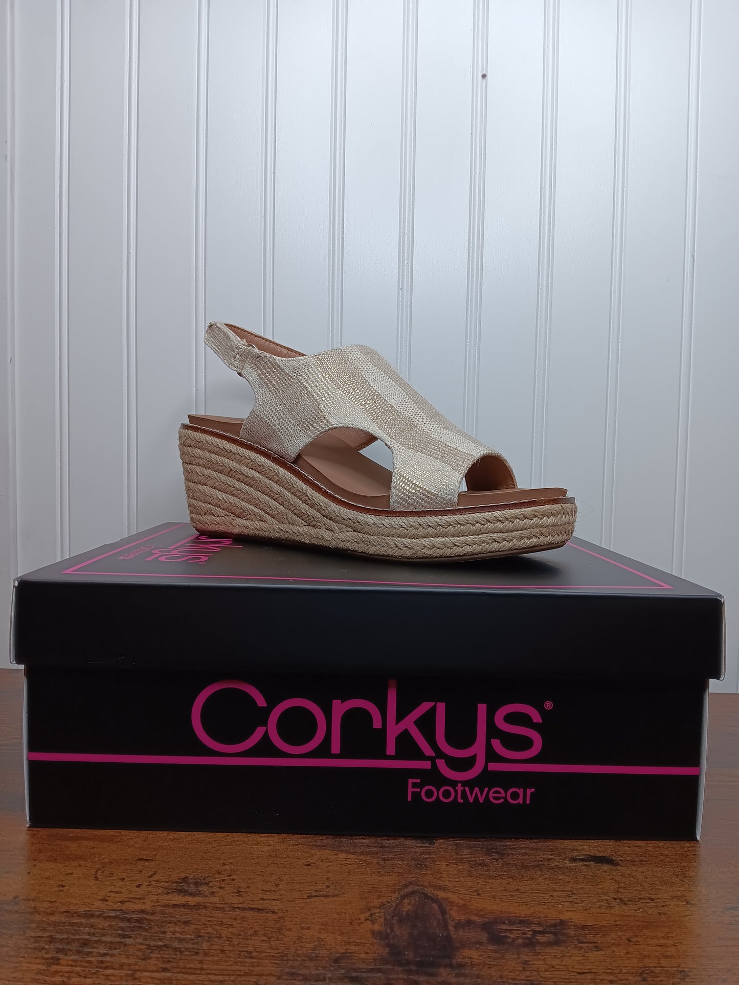 K Bye Sand Stripe Wedge