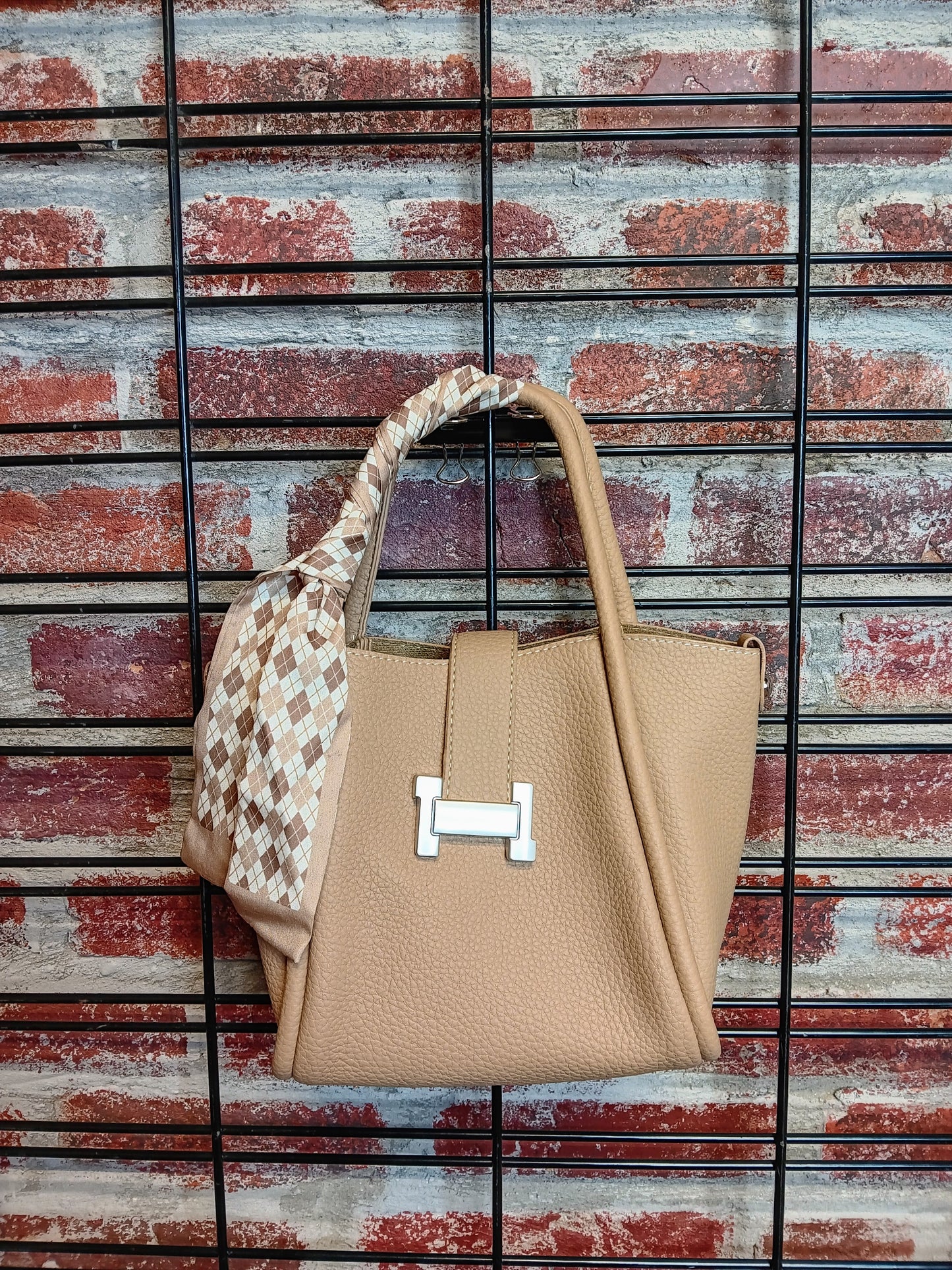 Marbled Faux Leather Purse With Ribbon