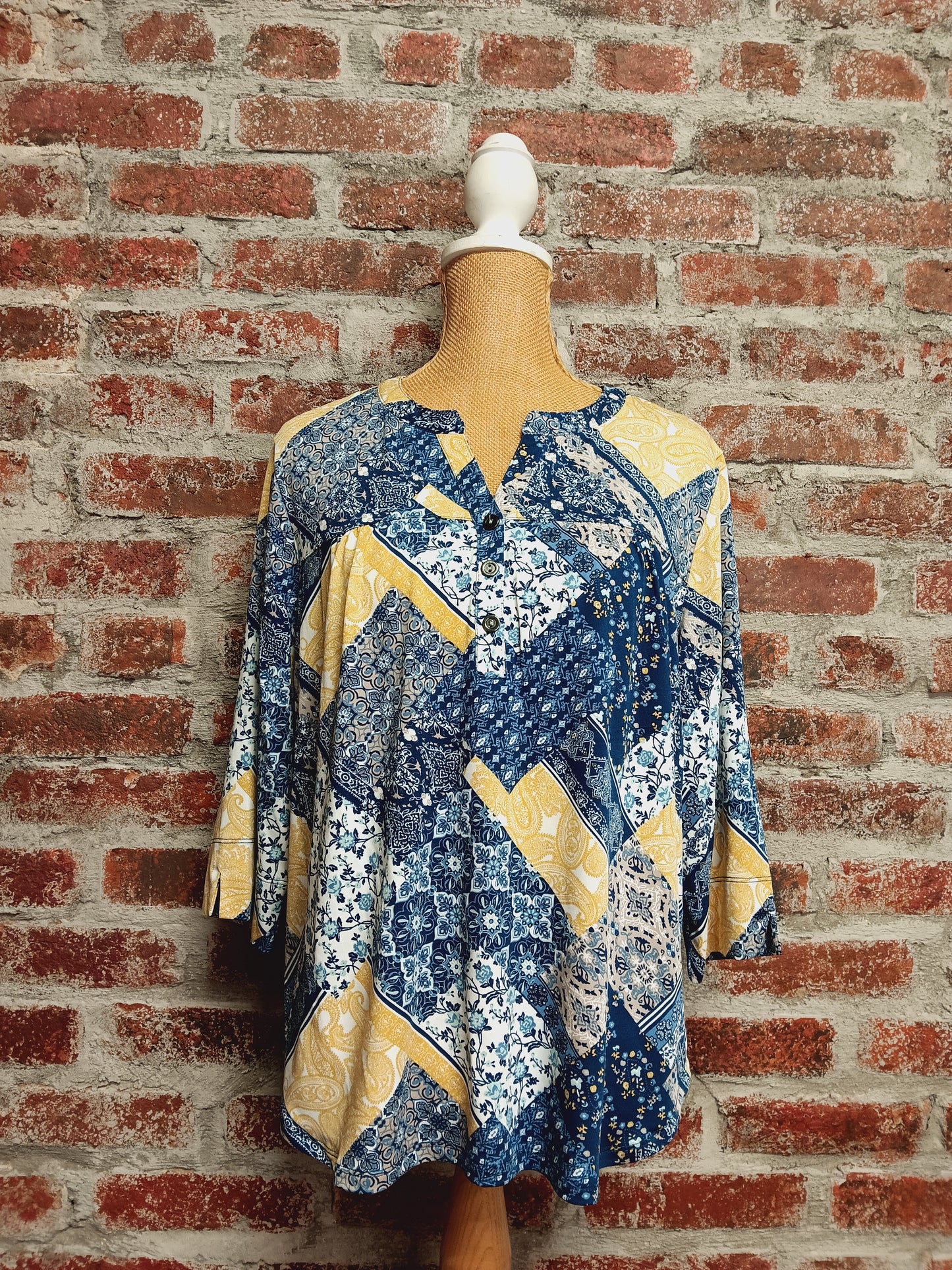 Denim/Yellow Daisy Floral Print 3/4 Sleeve Top