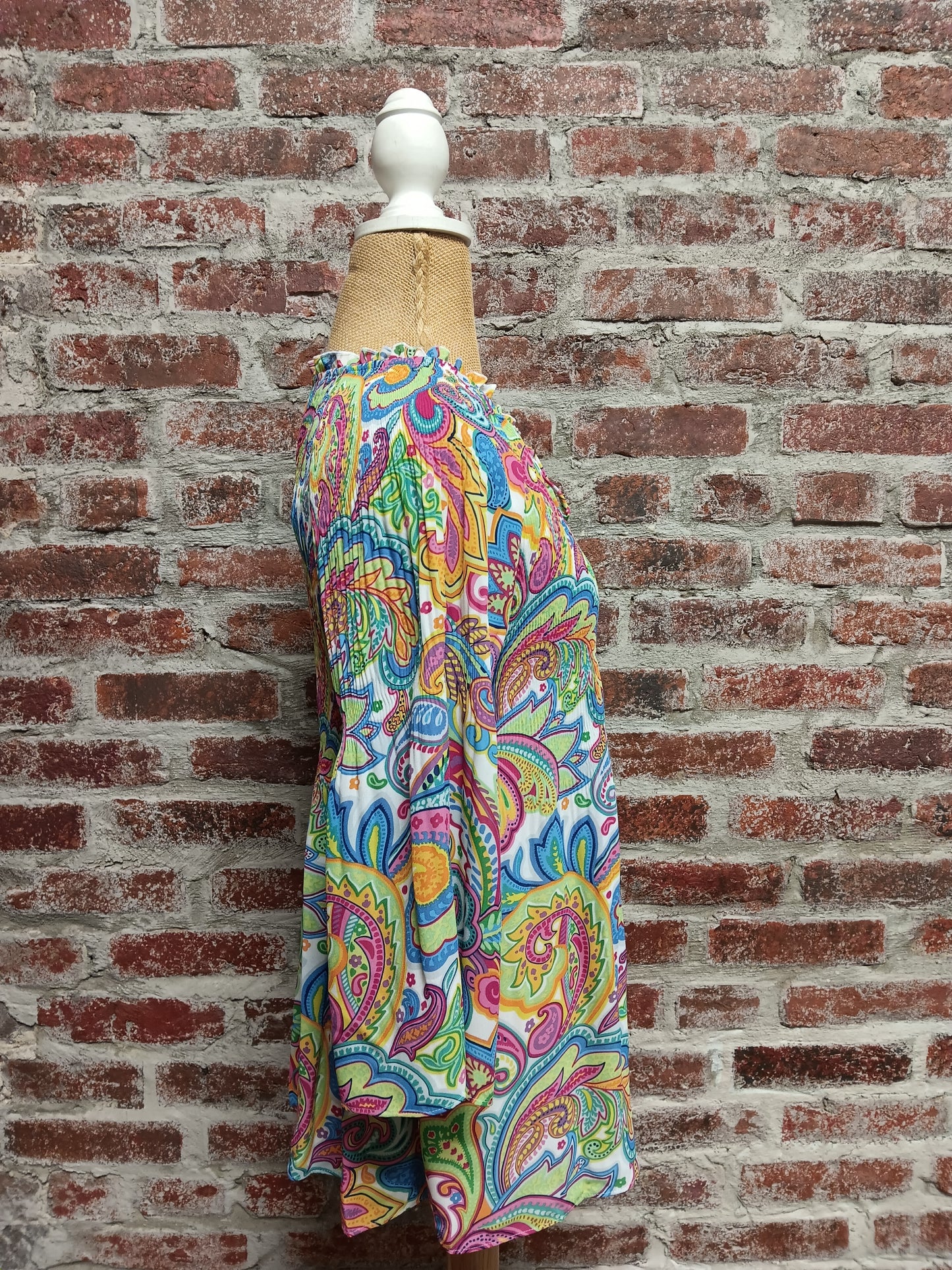 Multicolored Paisley Print Ruched Bodice With Delicate Ruffle Neckline Detail