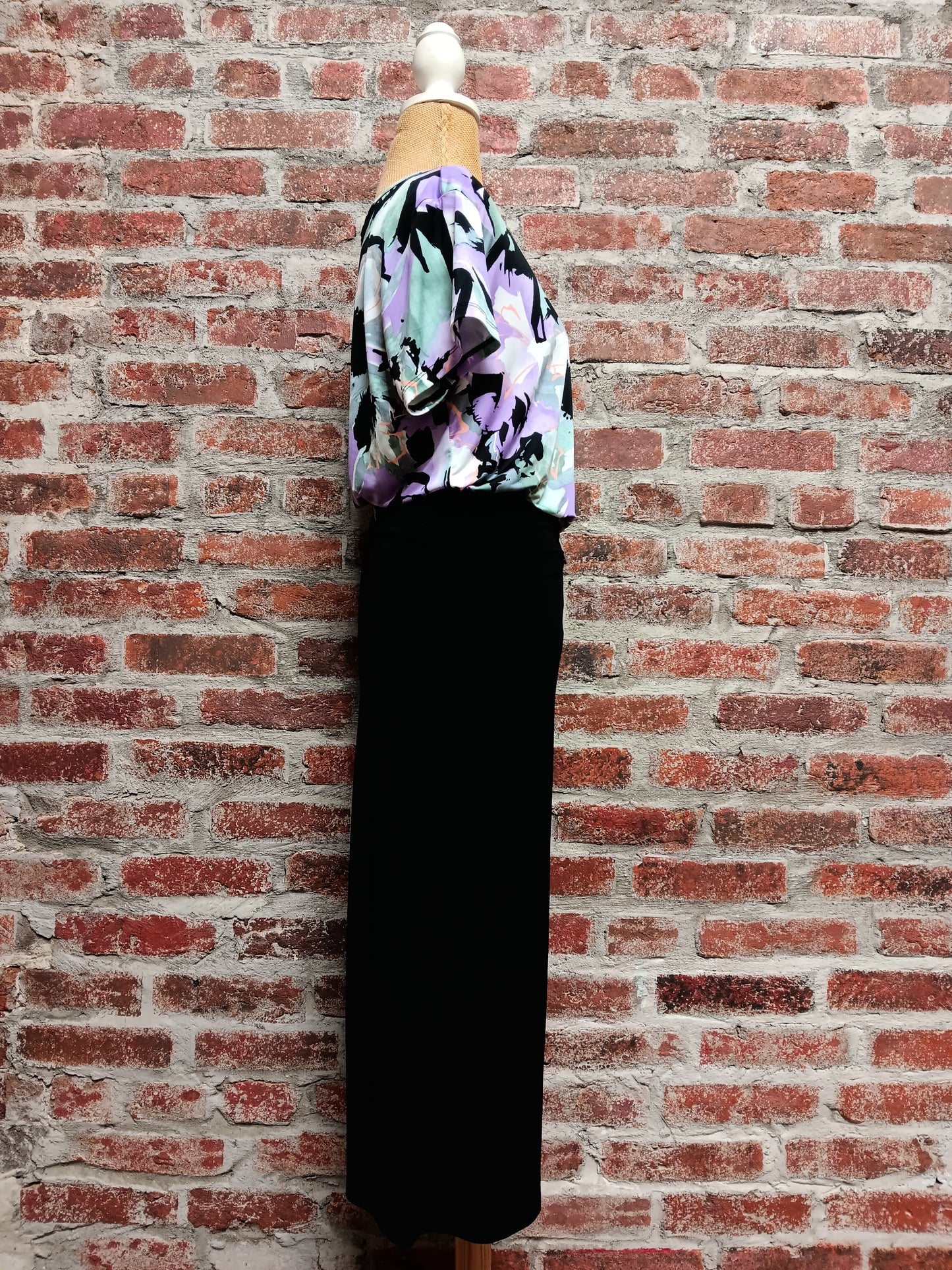 Black Knit Belted Wide Leg Capri Pant