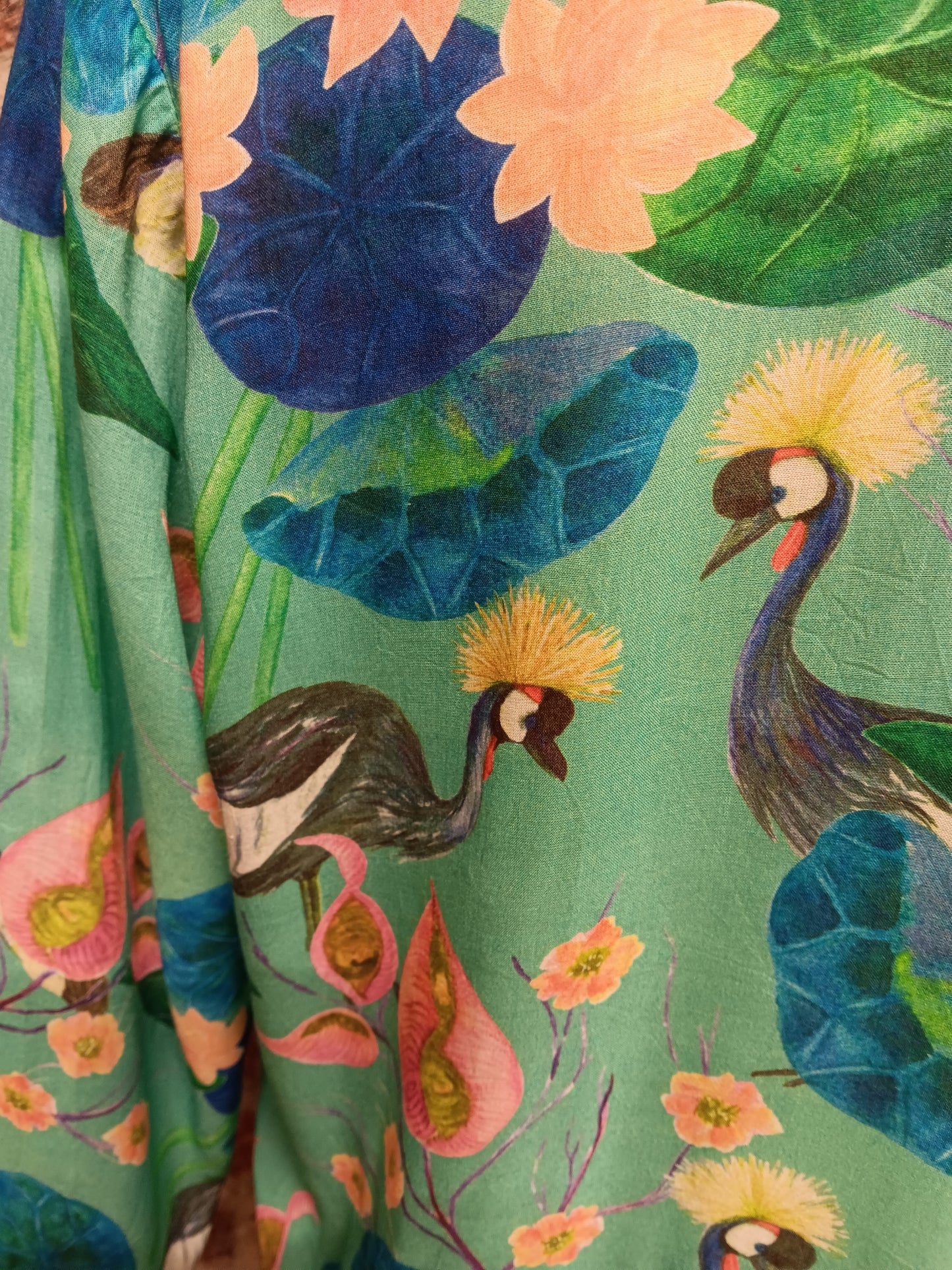 Turquoise Water Lily Print 3/4 Sleeve Top