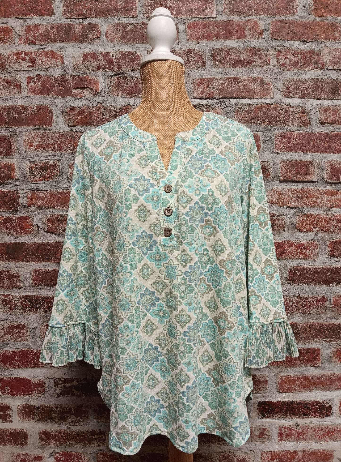 Seafoam Green Pleated Flounce 3/4 Sleeve Pull On Top