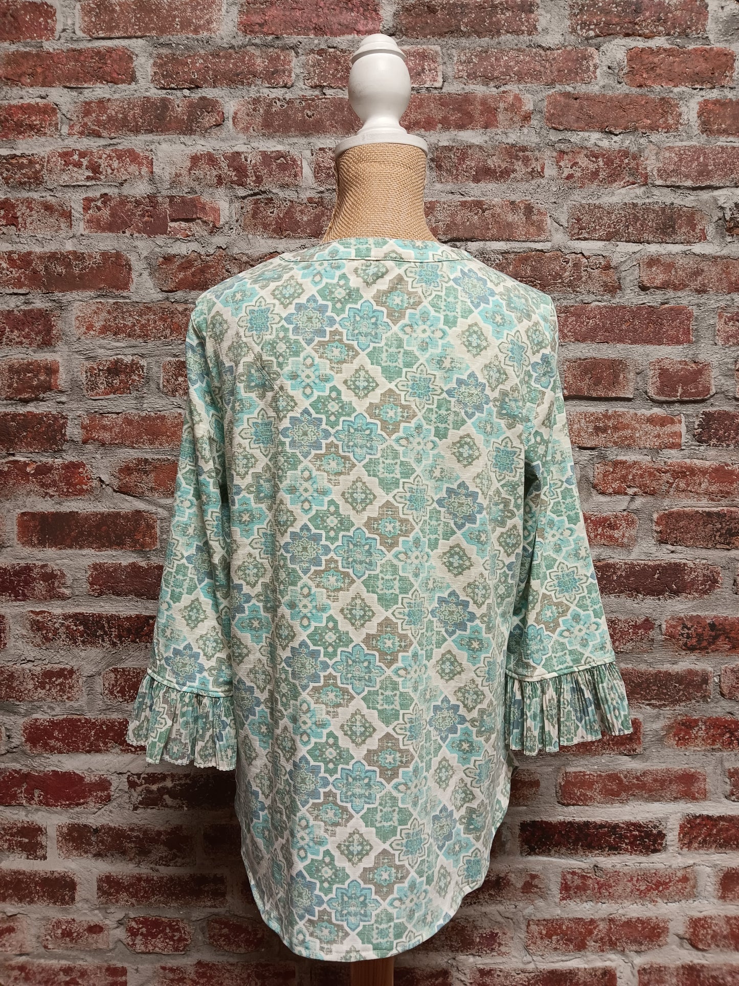 Seafoam Green Pleated Flounce 3/4 Sleeve Pull On Top