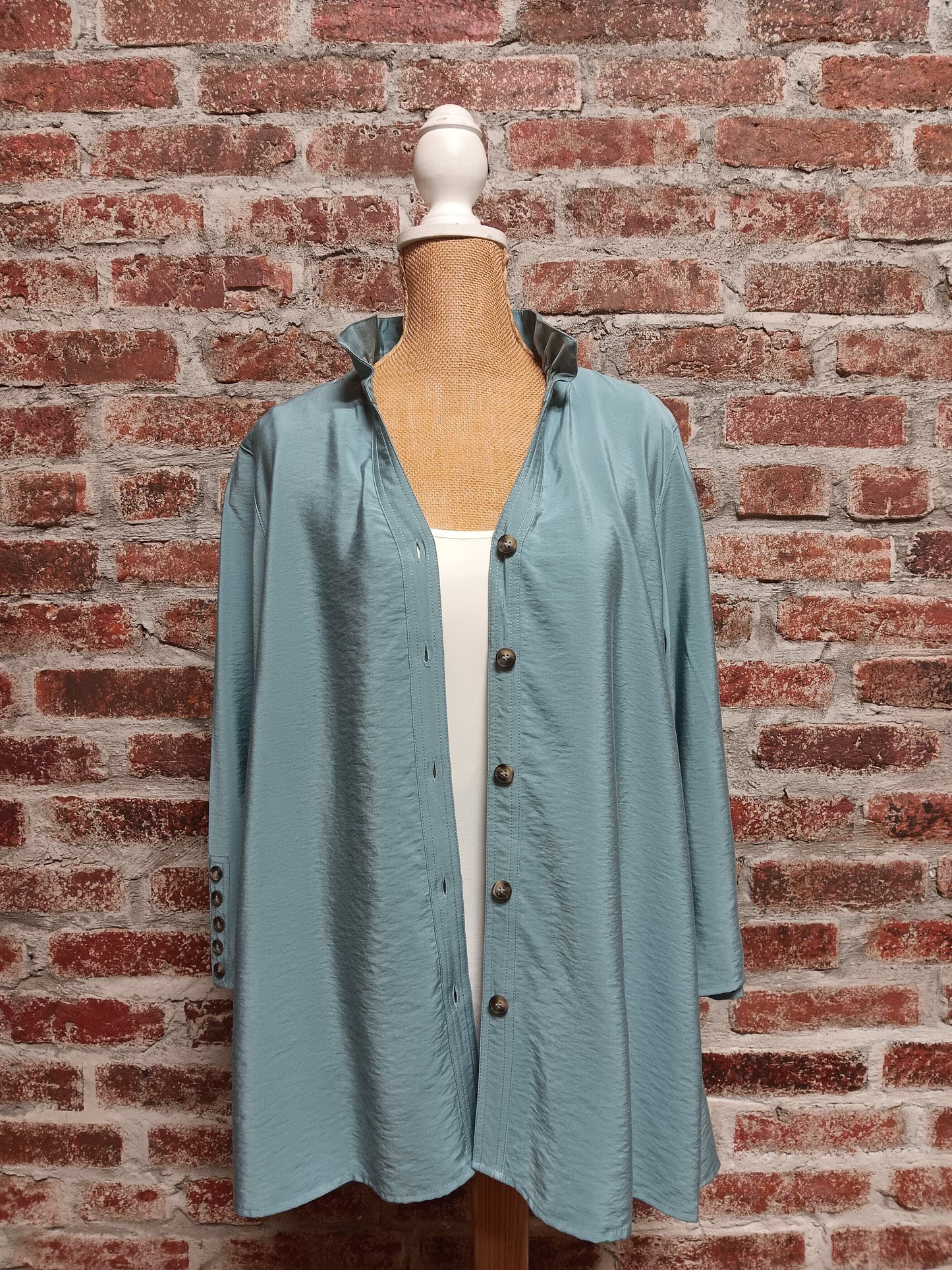 Ocean Blue Wire Collar Button Up Top