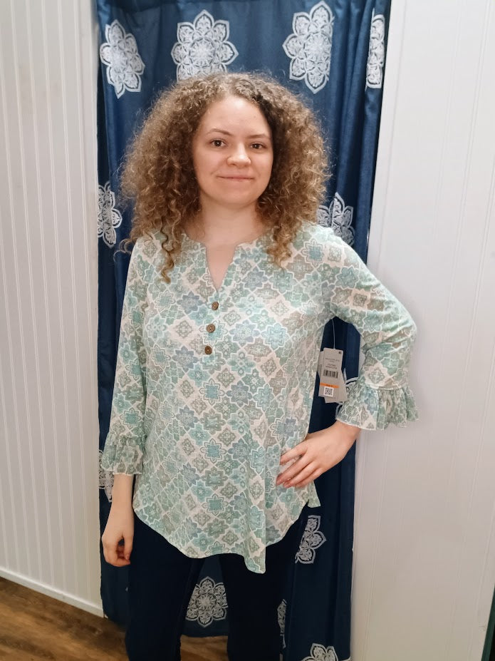 Seafoam Green Pleated Flounce 3/4 Sleeve Pull On Top