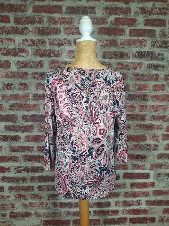Brandywine Black Paisley Top