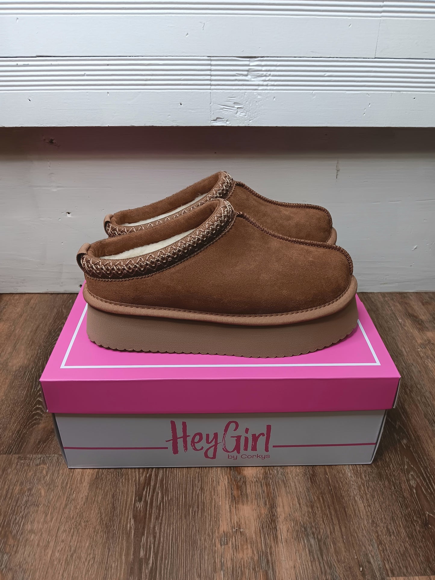 Tobacco Pillow Talk Slippers