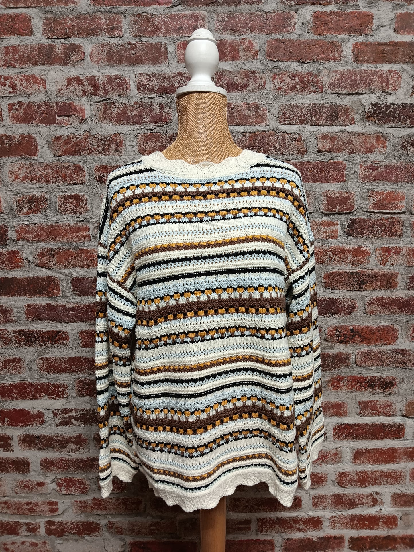 Cream and Brown L/S Pullover Sweater