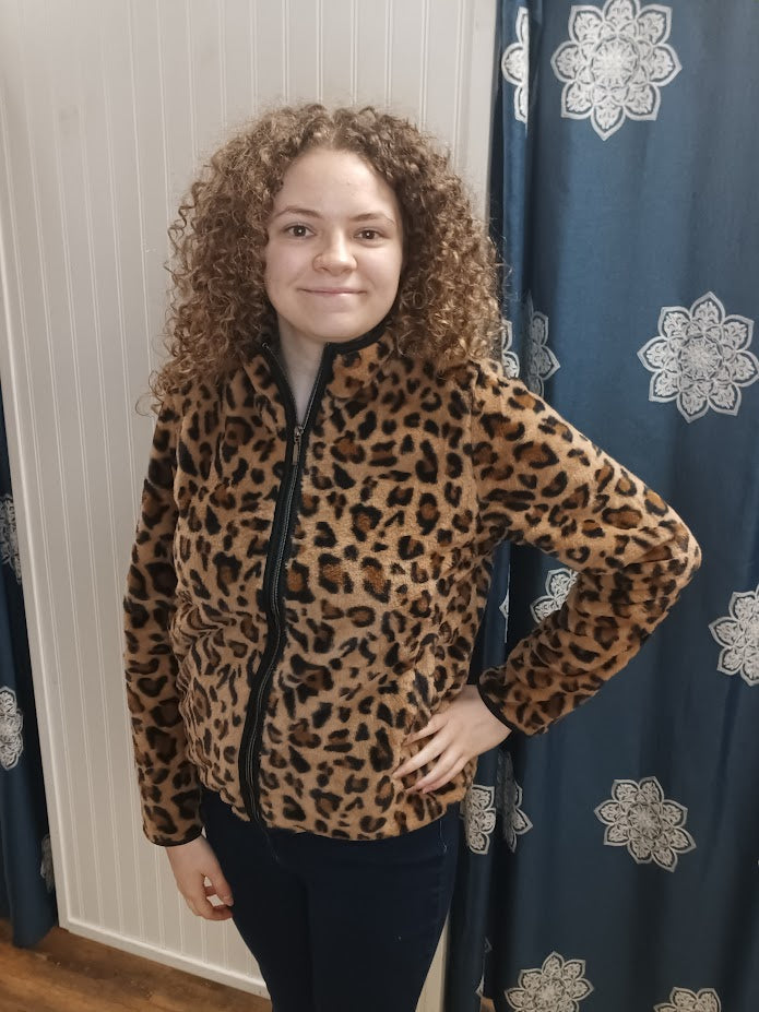 Leopard Print Zip Up Jacket w/Pockets