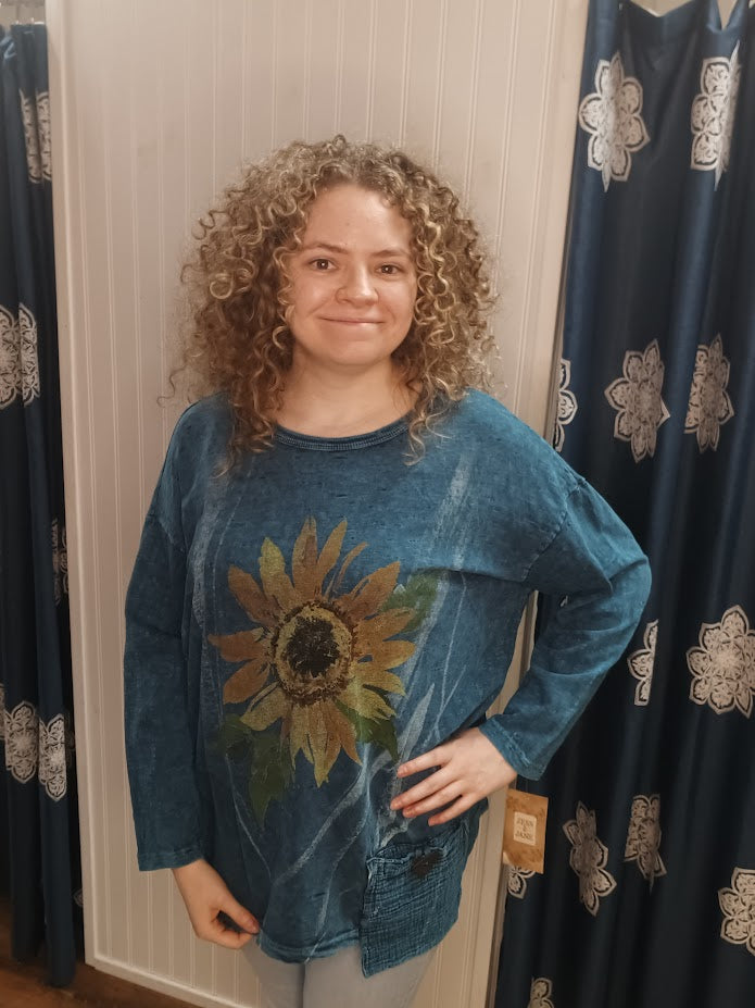 Sapphire Single Pocket Sunburst Top