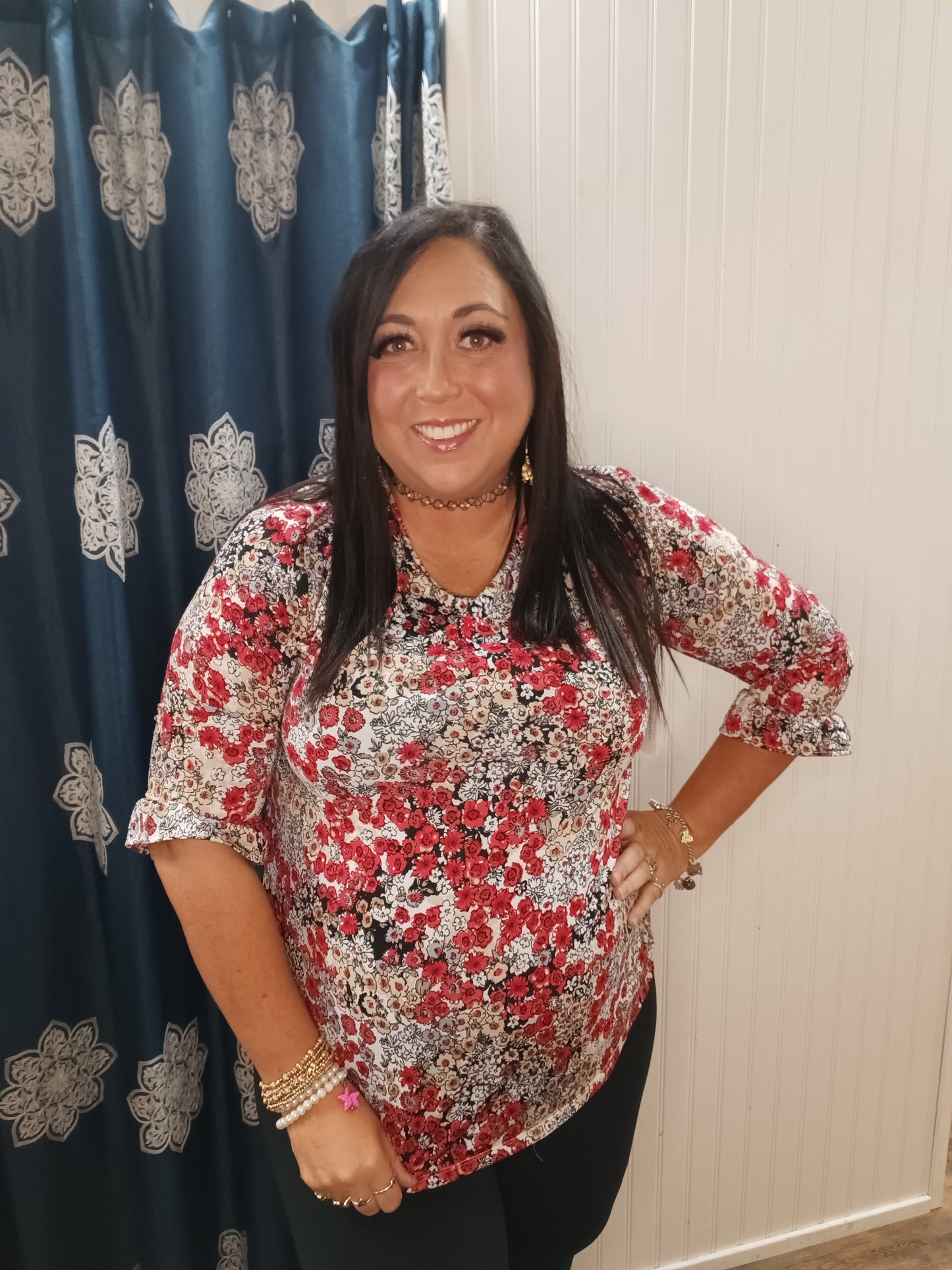 Black/Red Small Floral Print 3/4 Sleeve Top