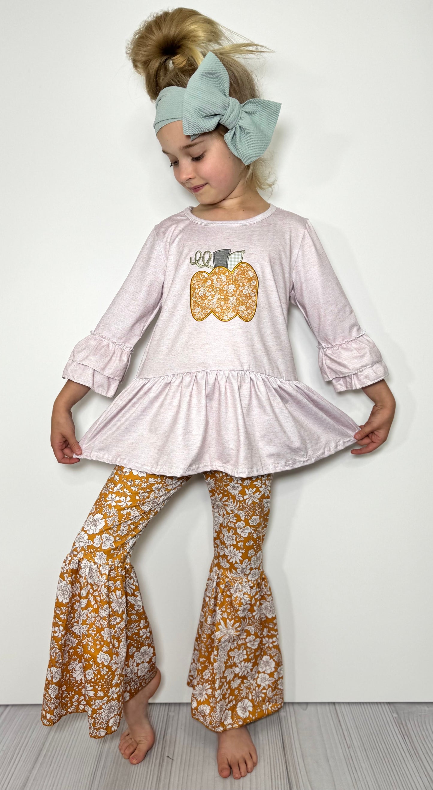 Waverly Pumpkin Girls Set