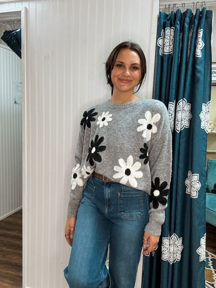 Gray Floral L/S Knit Pullover