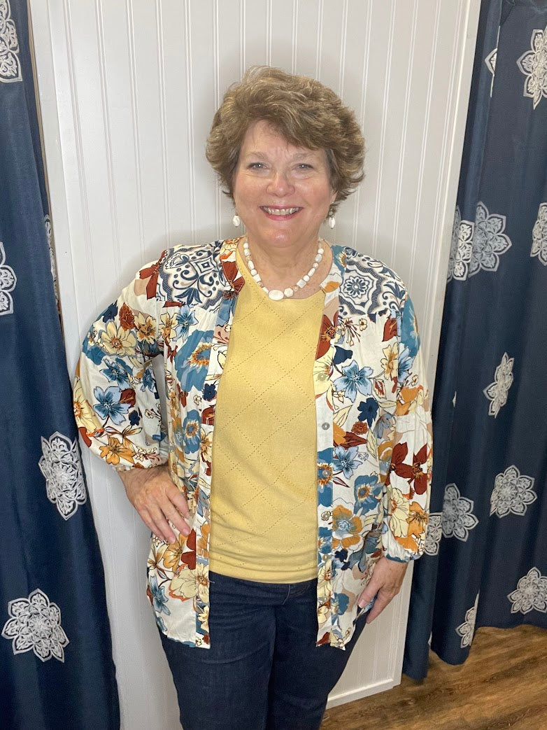 Yellow/Gold Pullover Knit Top