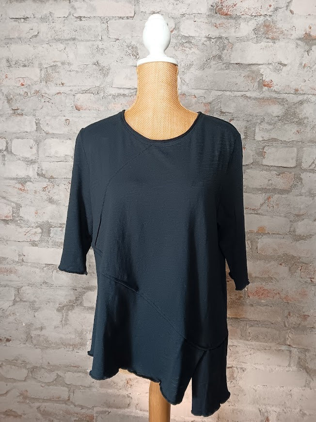 Elbow Length Sleeve Scoop Neck Top