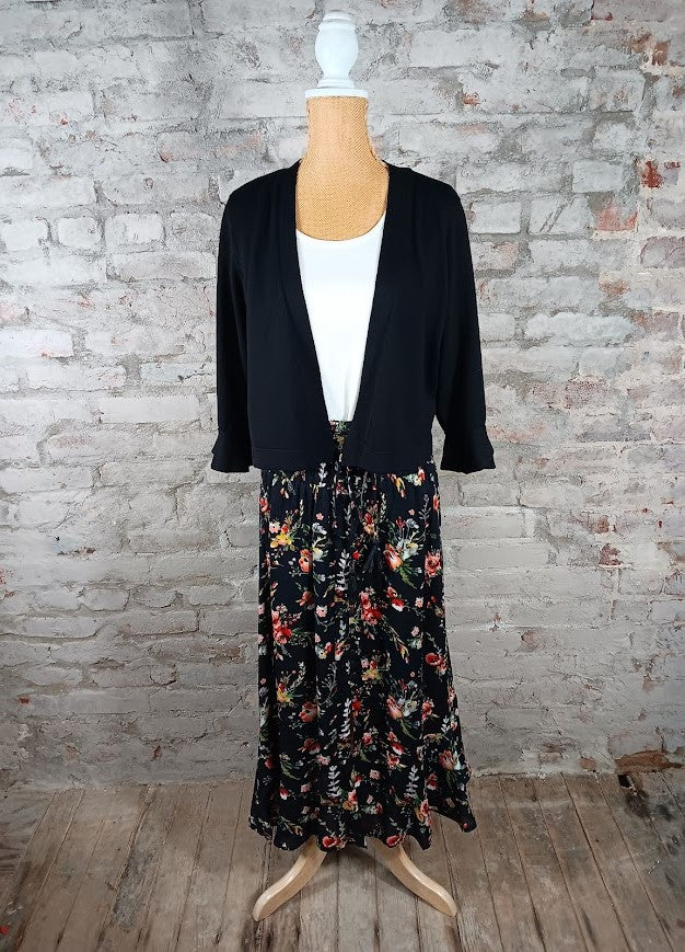 Black Floral Skirt Feminine Scalloped Hem with Great Twirl