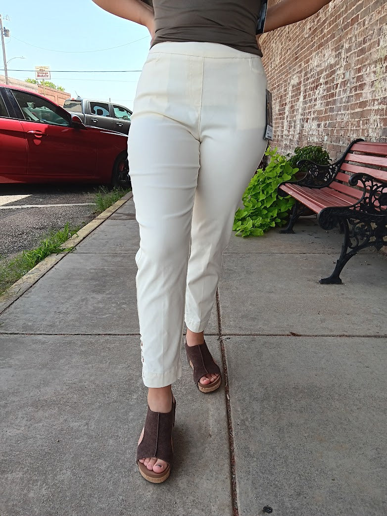 Ivory Pull-Over Ankle Pants W/ Real Pockets