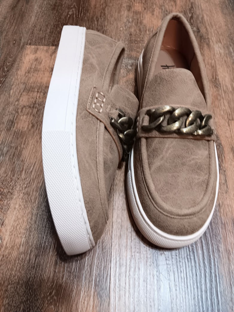 Tan Chain Reaction Slip-ons