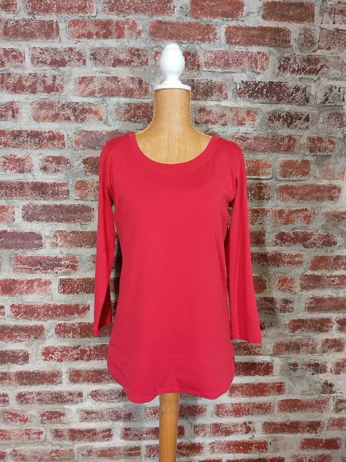 Red 3/4 Sleeve Knit Top