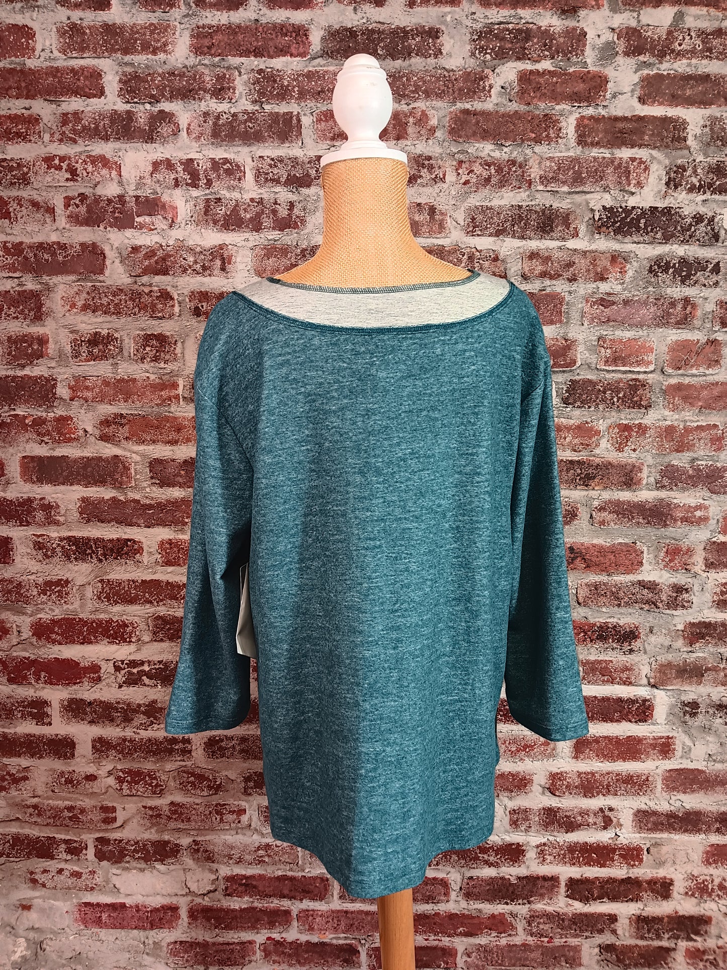 Teal/Gray 3/4 Sleeve Faux Button Pull On Top