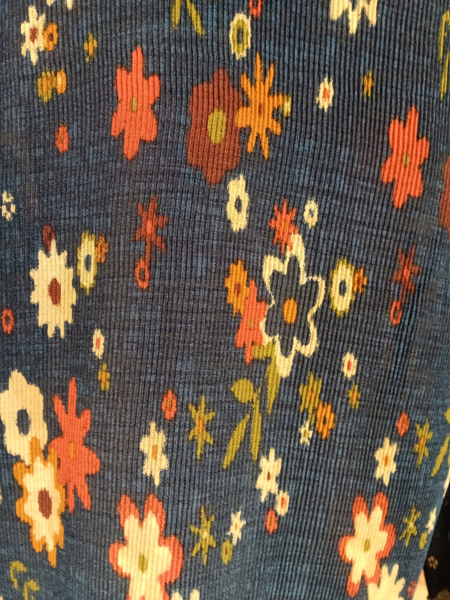 Blue/Red Daisy Print Ruched Top