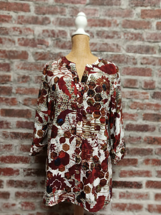 Port/Cream Button Up 3/4 Cuffed Sleeve Top