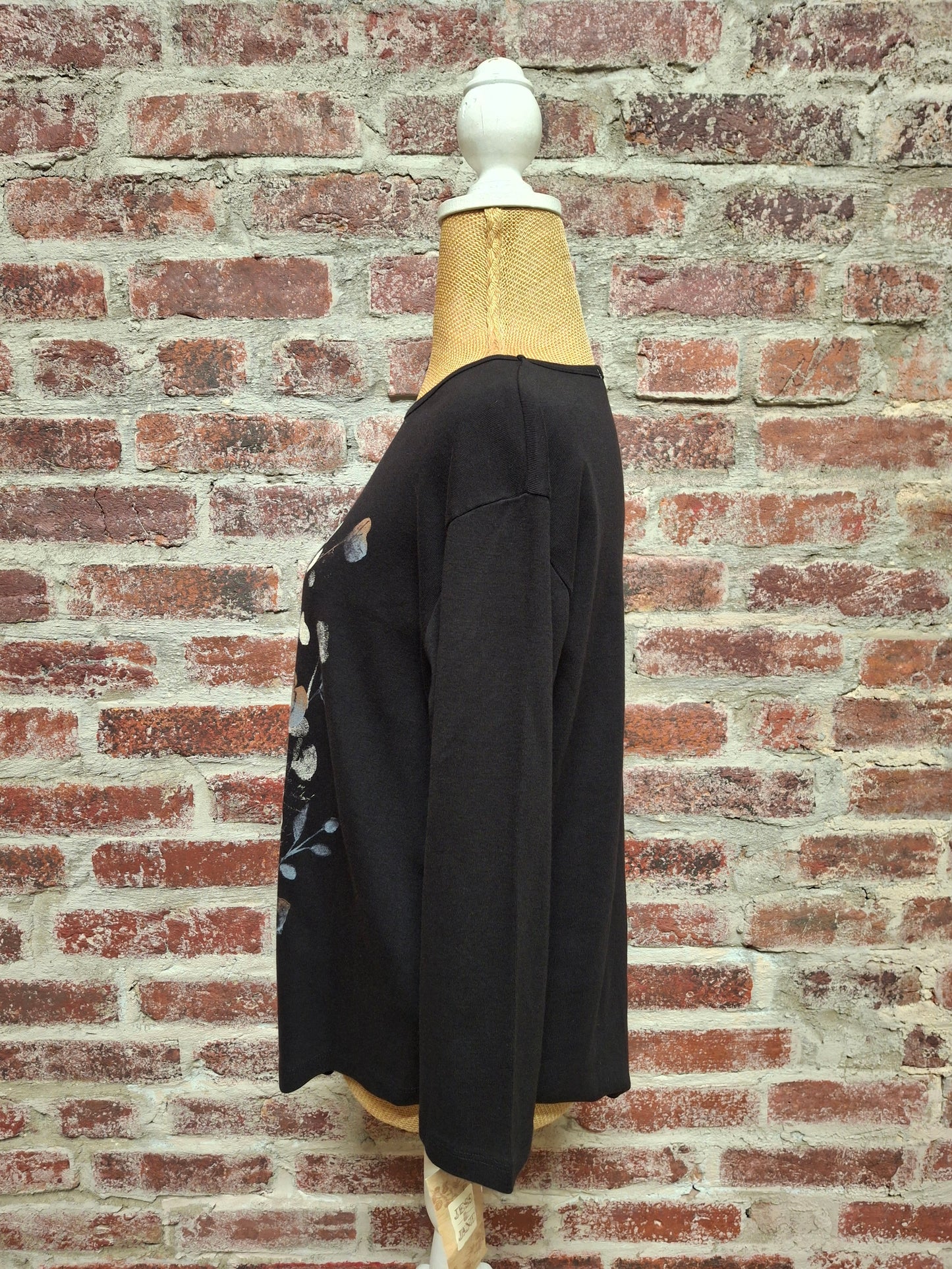 Jet Black Floral 3/4 Sleeve Tunic Top