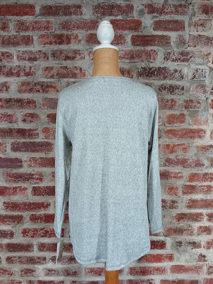 Gray L/S Filigree Top