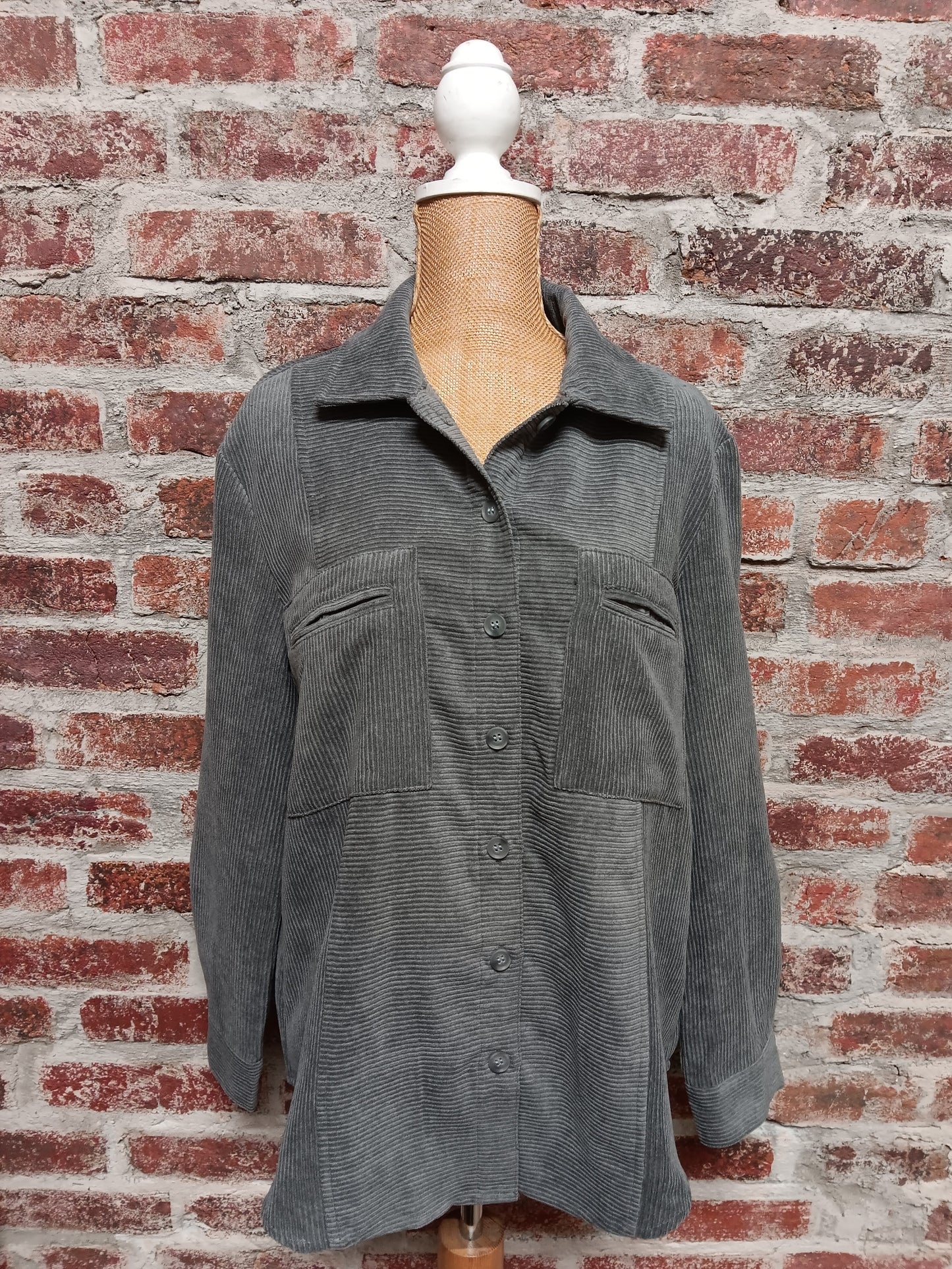 Granite Cuffed long Sleeve 2 Pocket Button Up Top