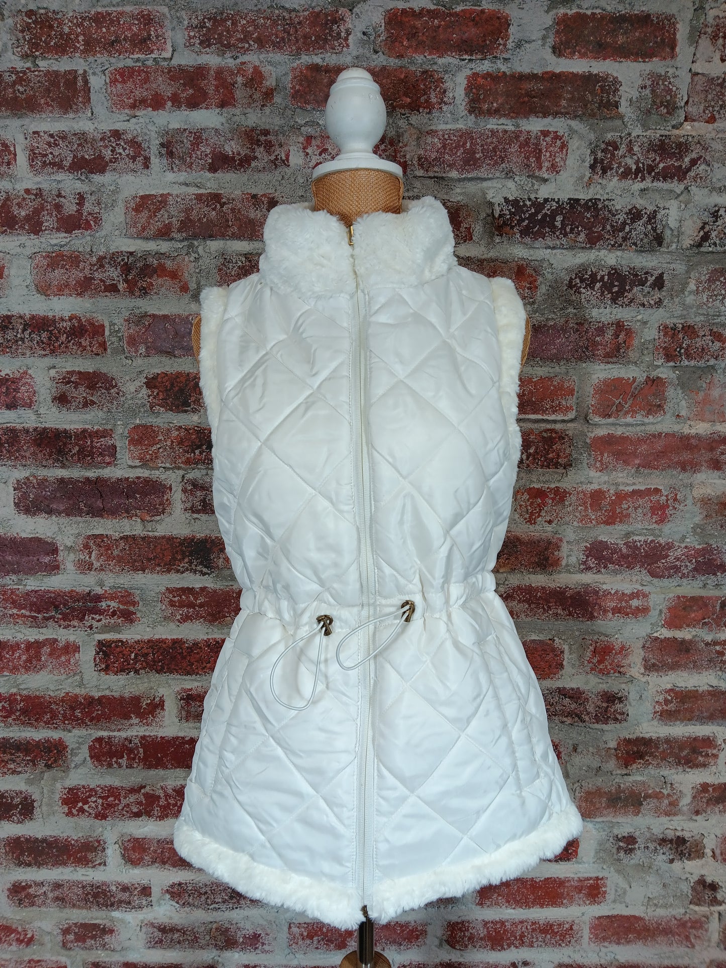 Cozy White Fleece Vest