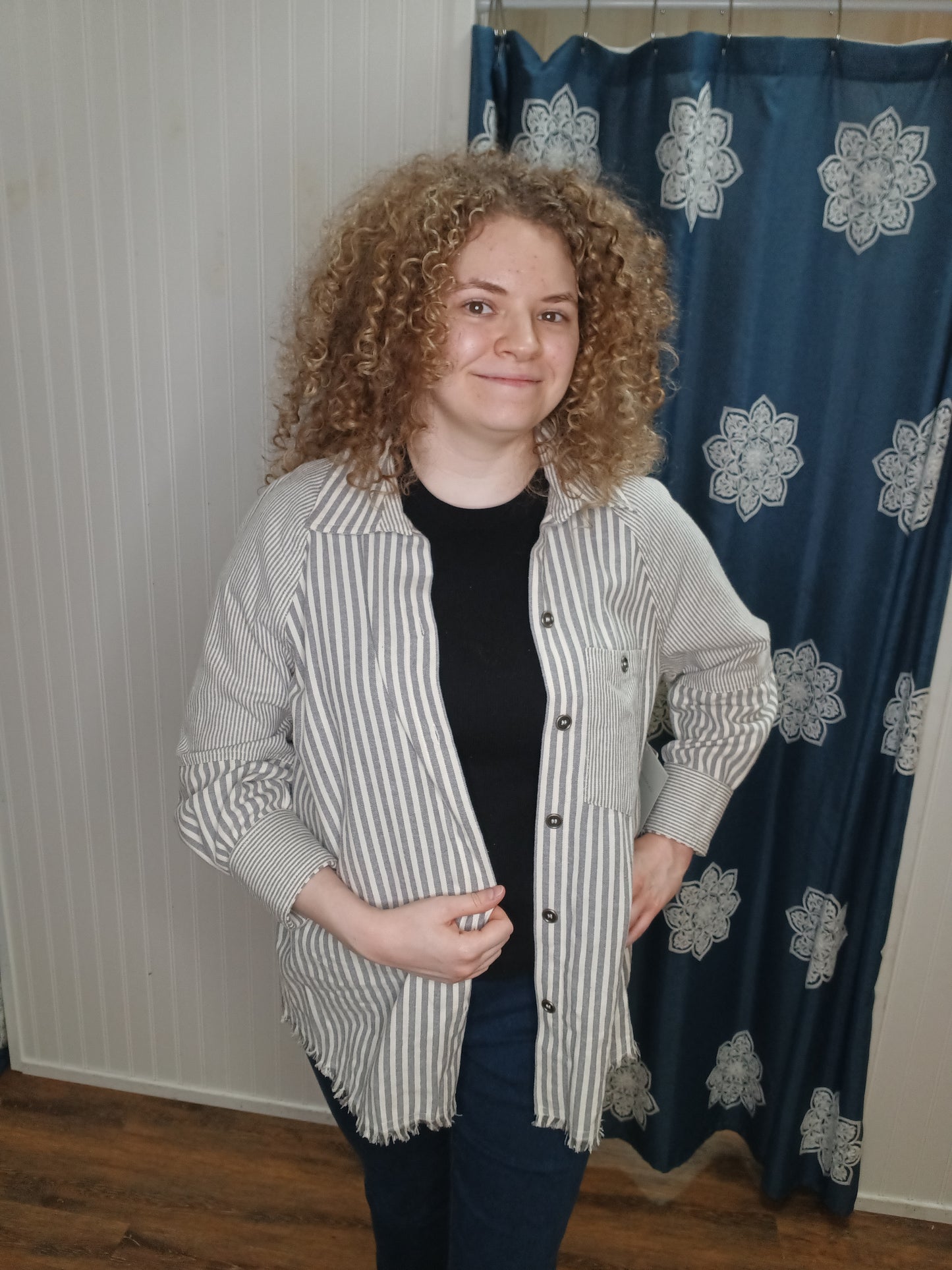 Granite Striped Long Sleeve Cuffed 1 Pocket Button Up Top