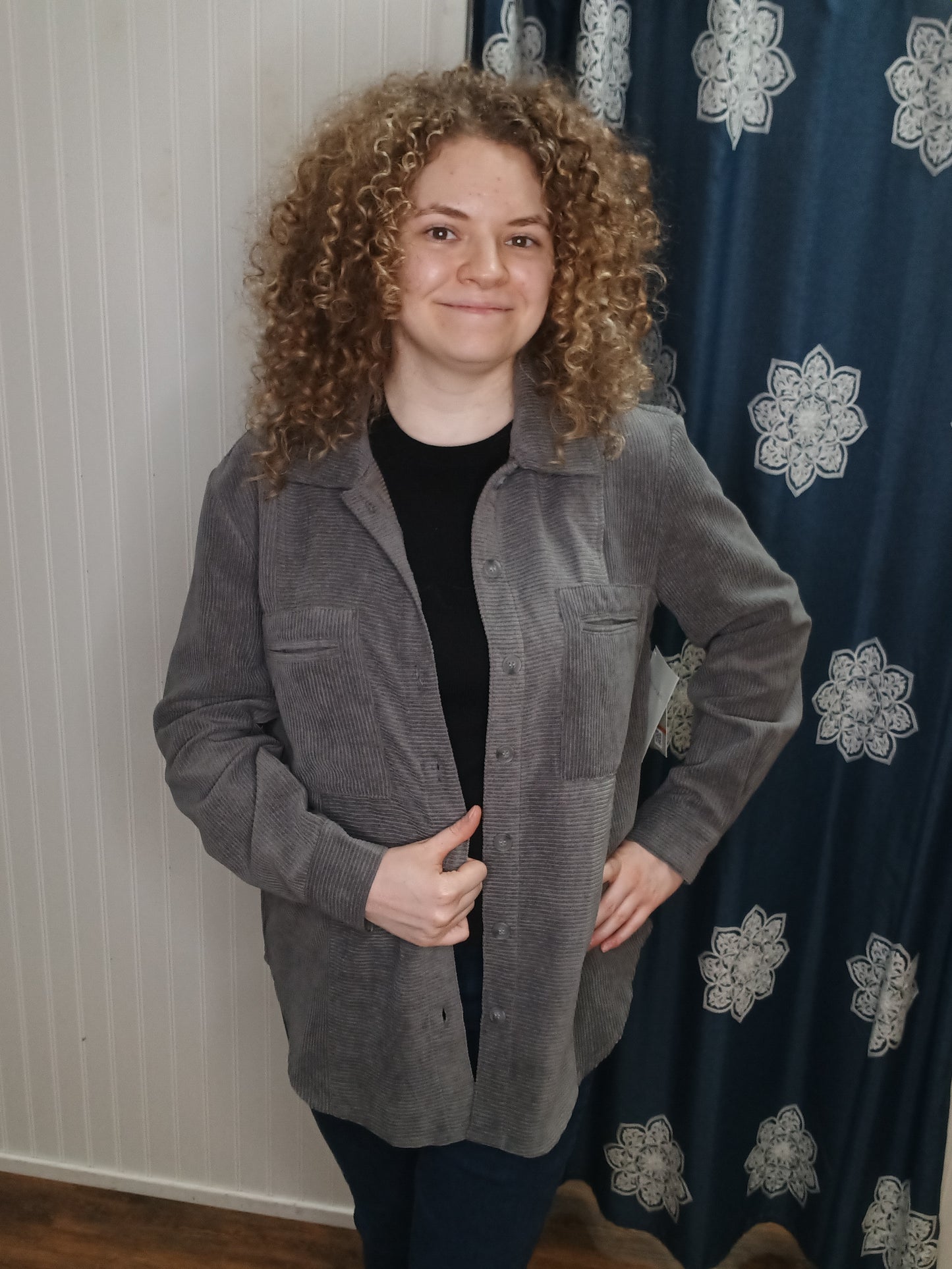 Granite Cuffed long Sleeve 2 Pocket Button Up Top