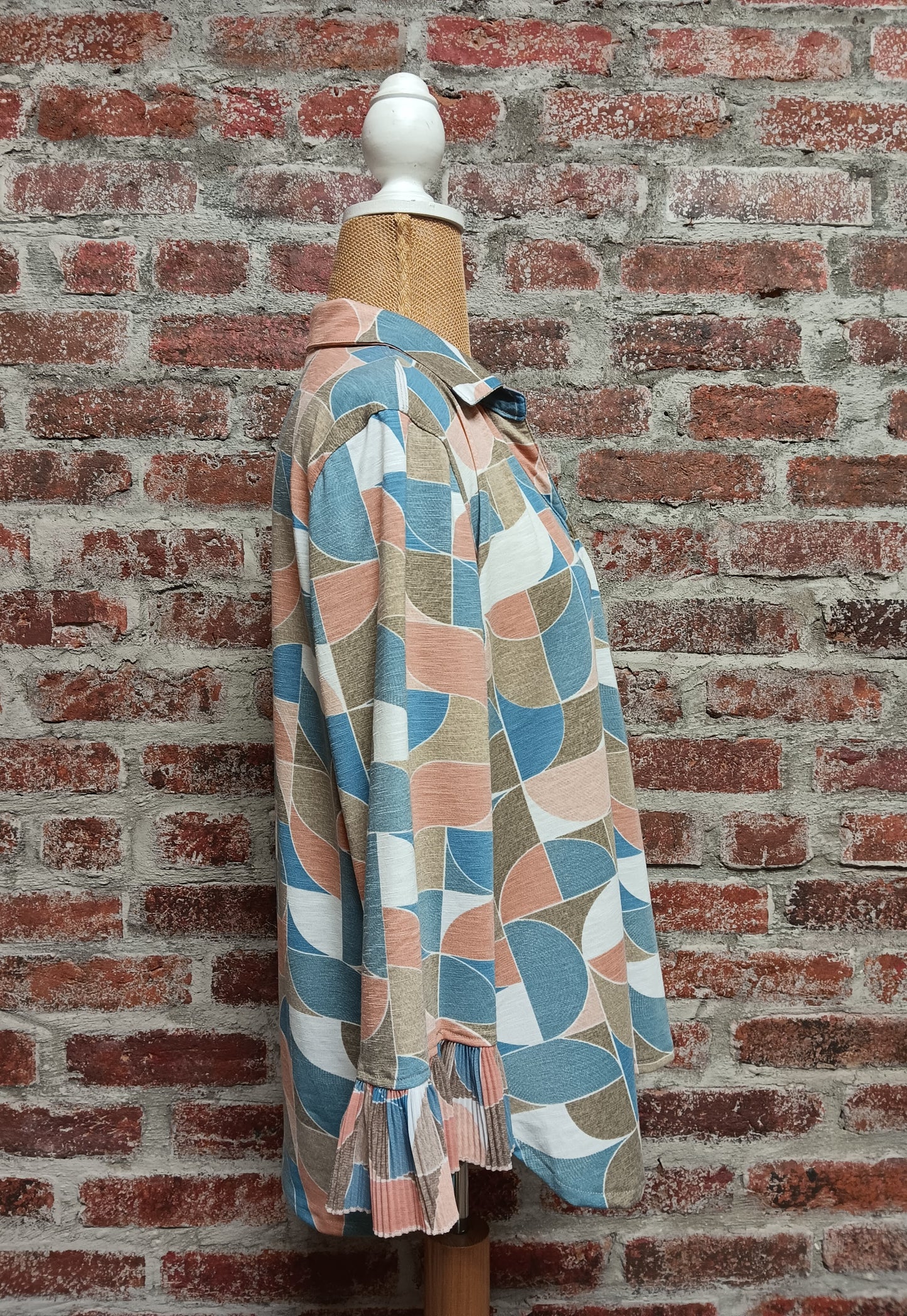 Peach and Blue Flounce Sleeve Top