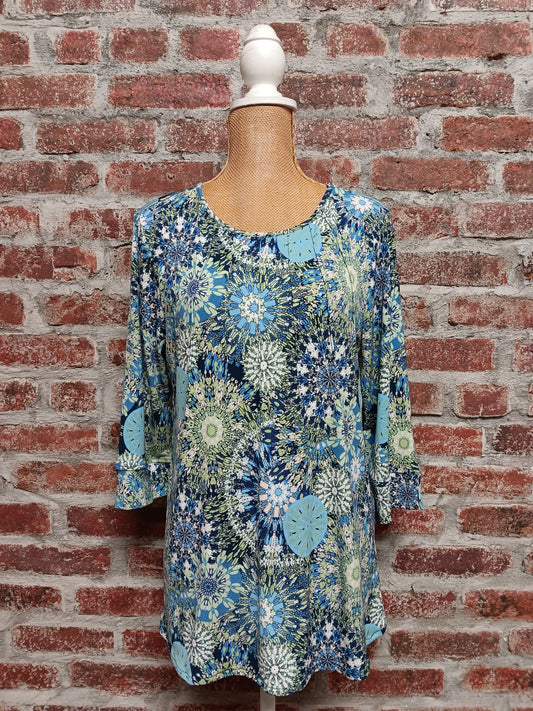 Navy/Denim Geometric Print 3/4 Sleeve Top With Pintuck Neckline