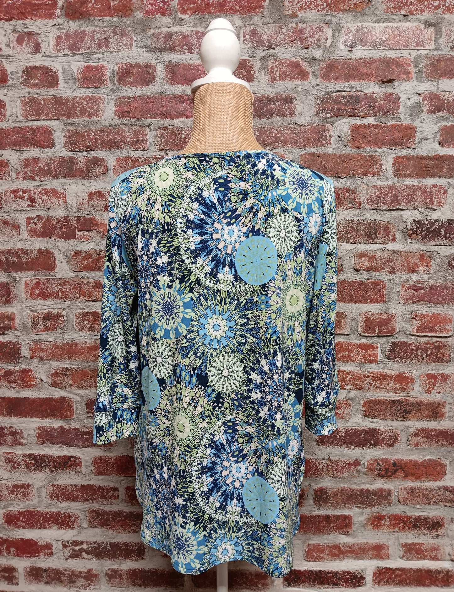 Navy/Denim Geometric Print 3/4 Sleeve Top With Pintuck Neckline