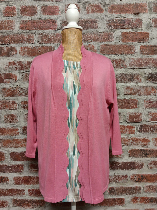 Pink Scalloped 3/4 Sleeve Sweater