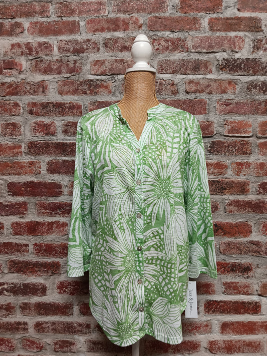 Bright Green Floral Button Down 3/4 Sleeve Top