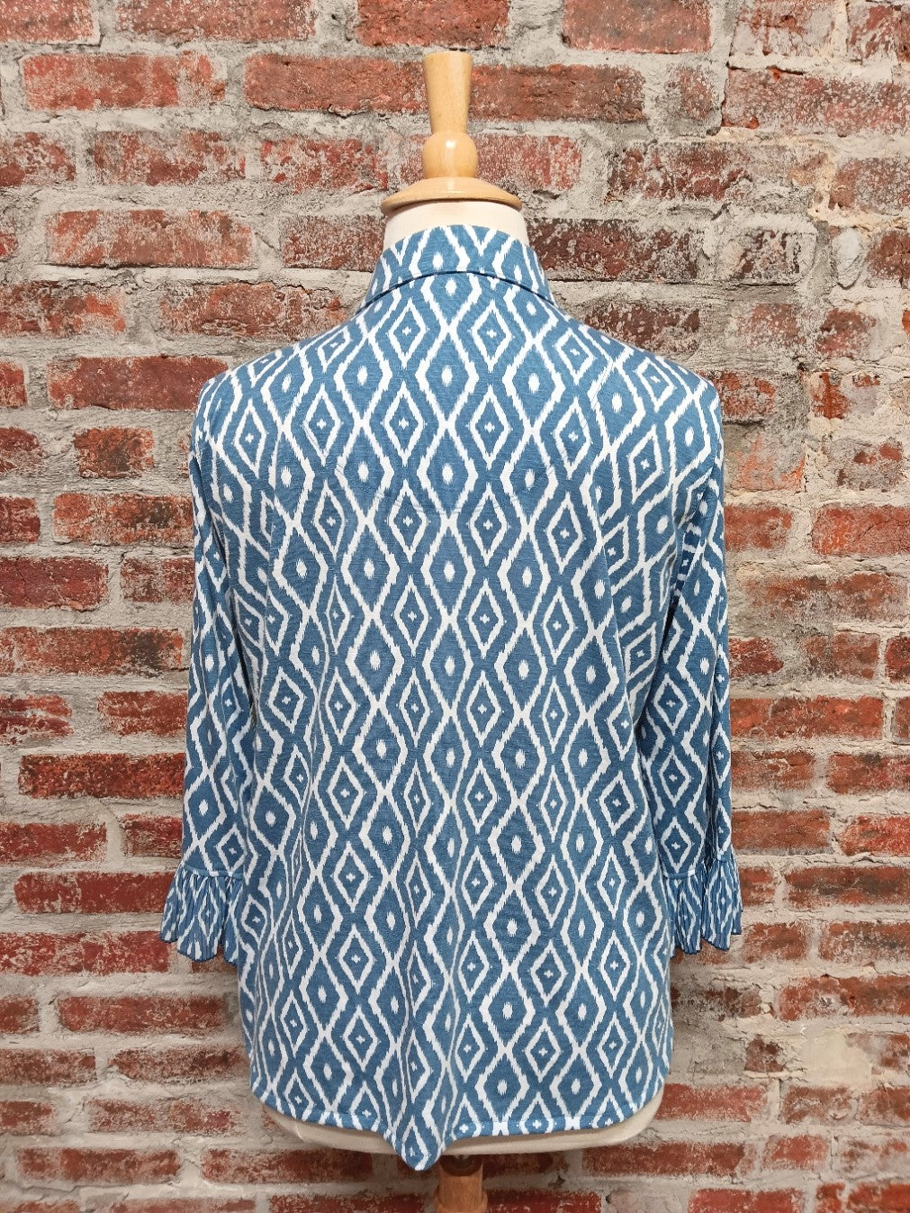 Blue and White Pleated Flounce 3/4 SLV Top