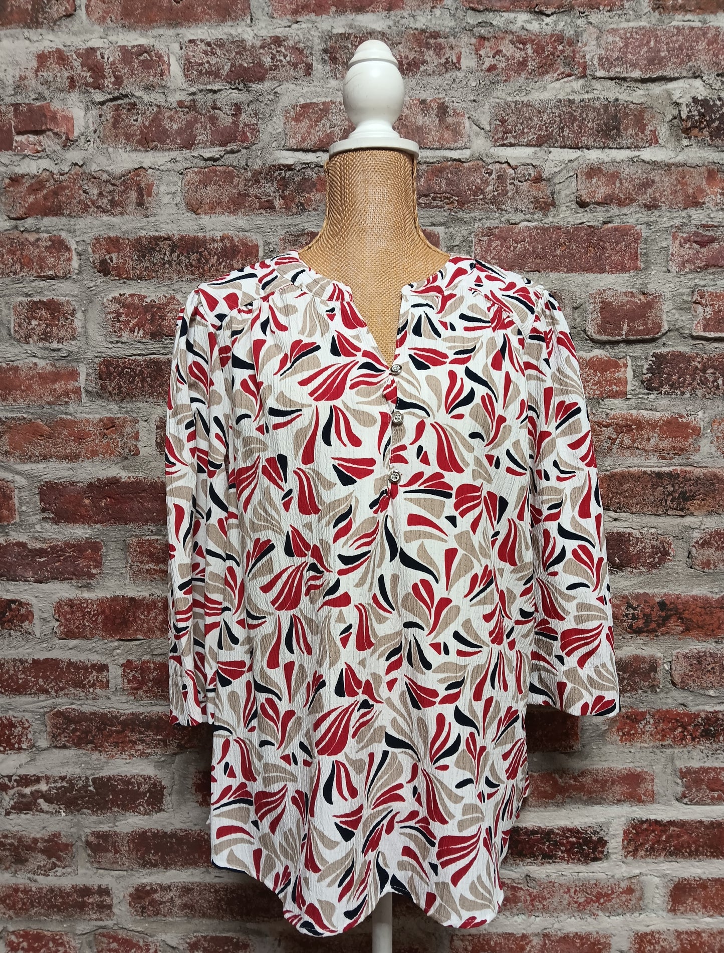 Red Navy Tan 3/4 SLV Top