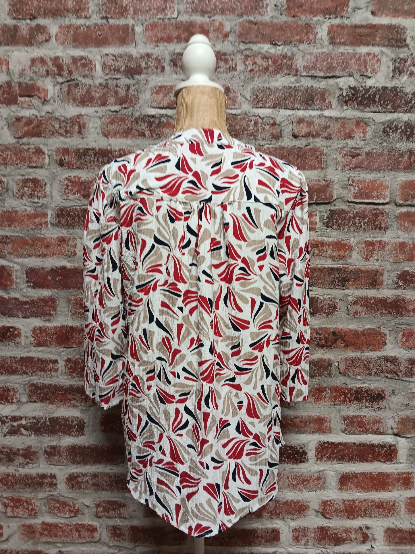 Red Navy Tan 3/4 SLV Top