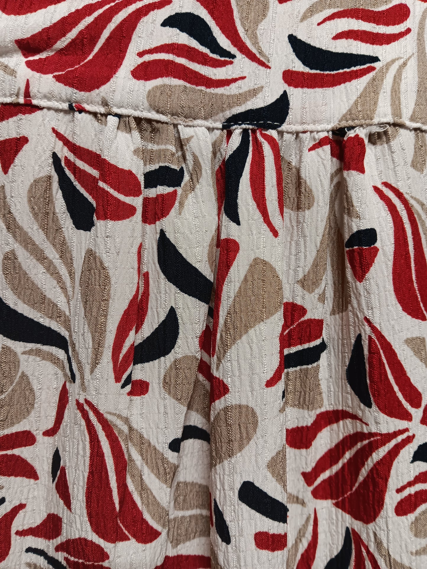 Red Navy Tan 3/4 SLV Top