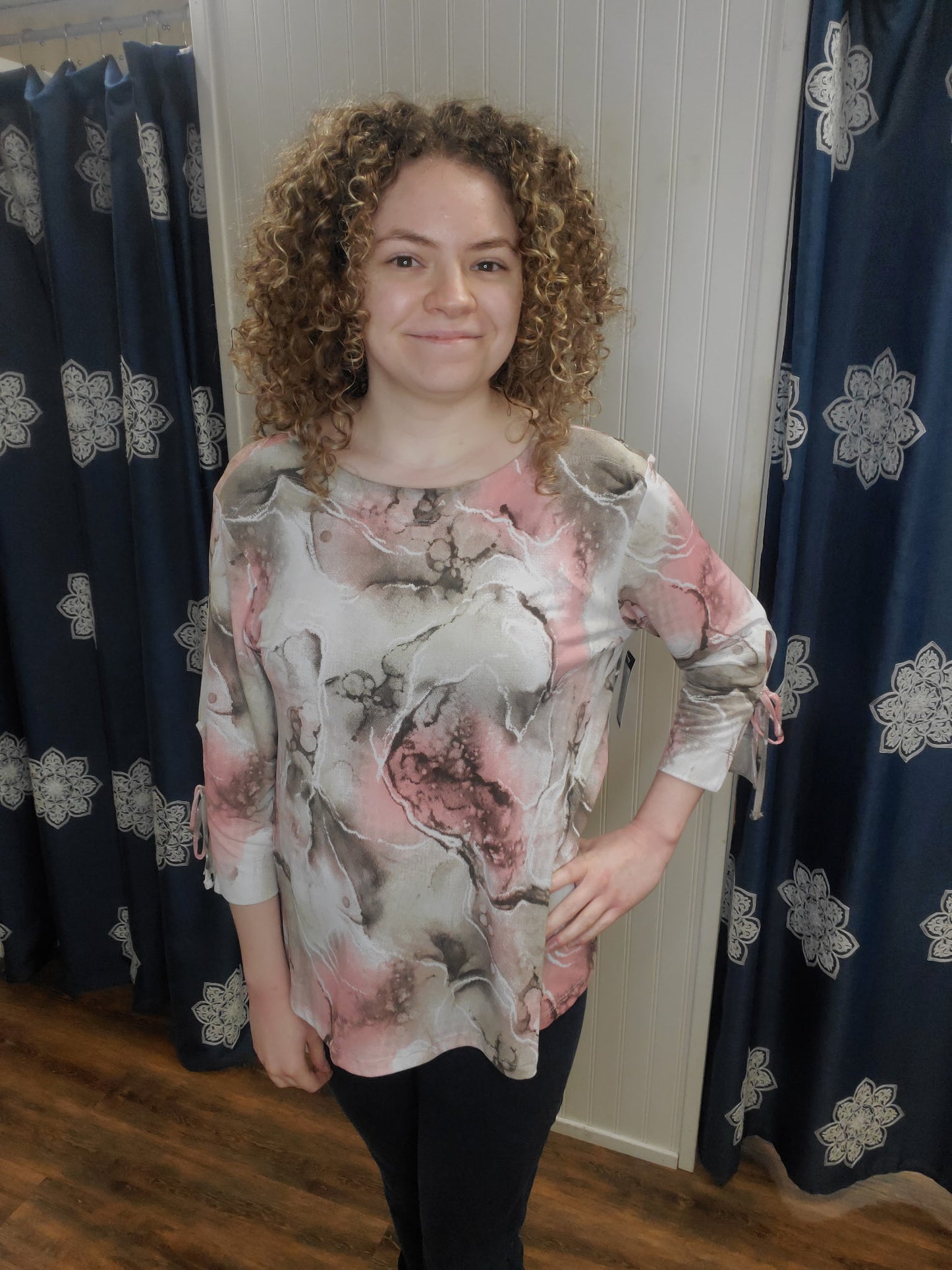 Peach/Khaki 3/4 Sleeve Top With Tie Sleeve Detail