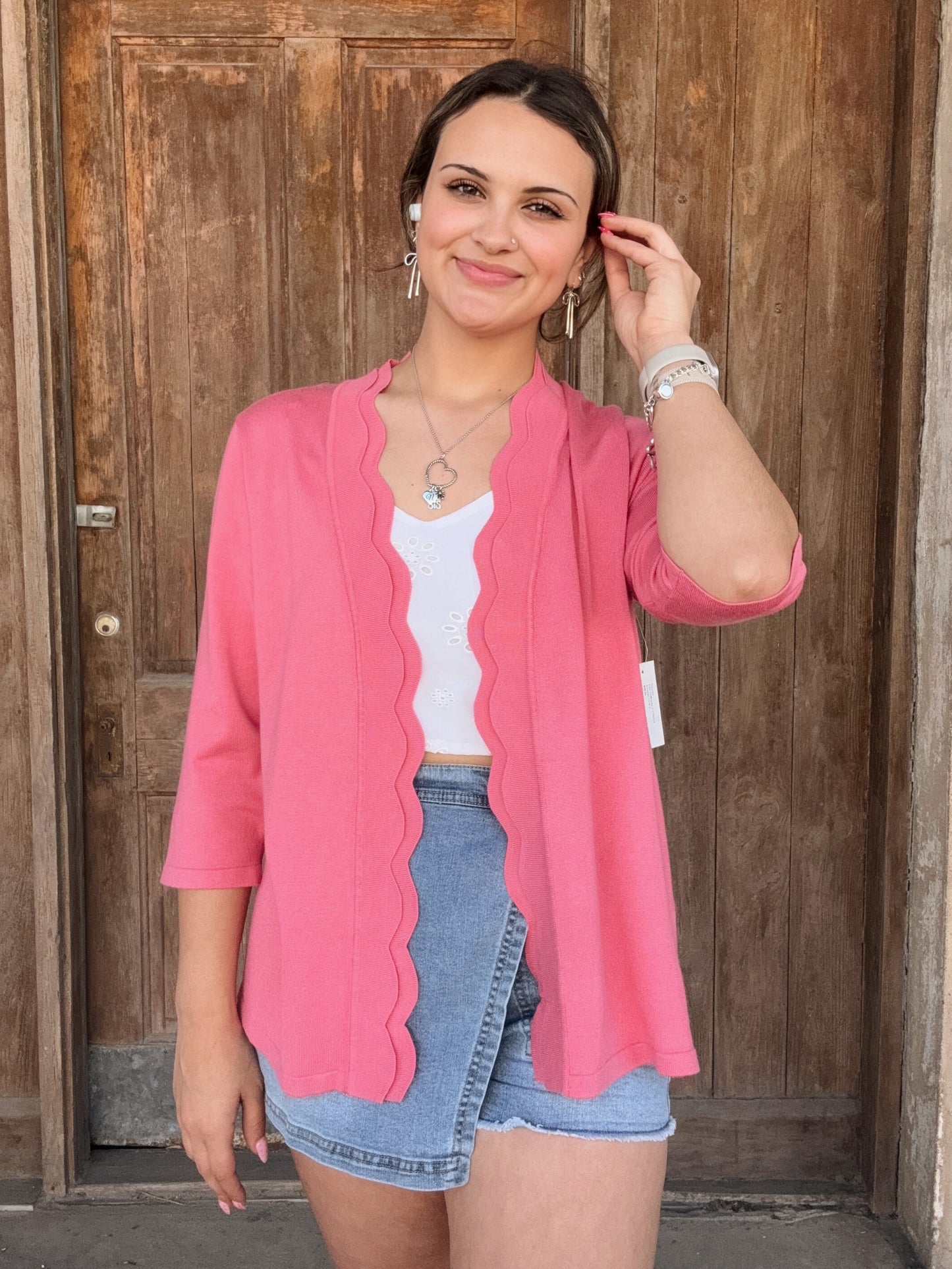 Pink Scalloped 3/4 Sleeve Sweater