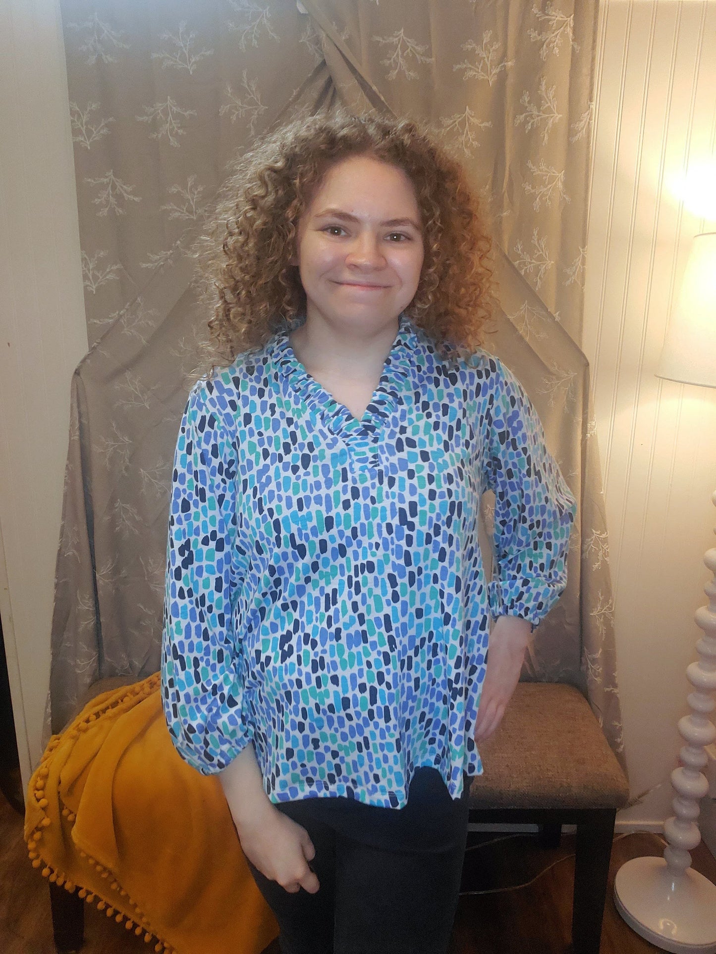 Ruffle V-Neck 3/4 Sleeve Top