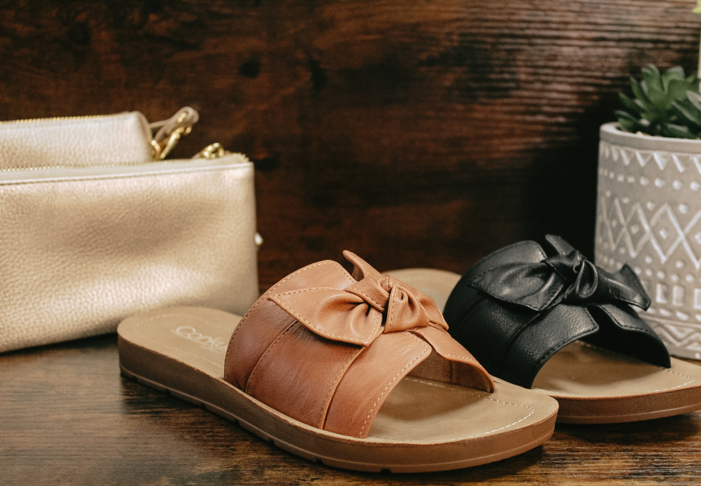 Cognac Rock the Bowt Sandals